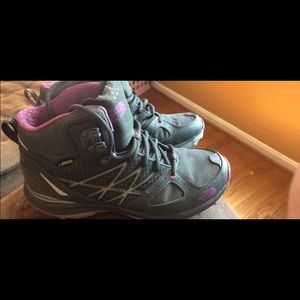 North face women’s boots